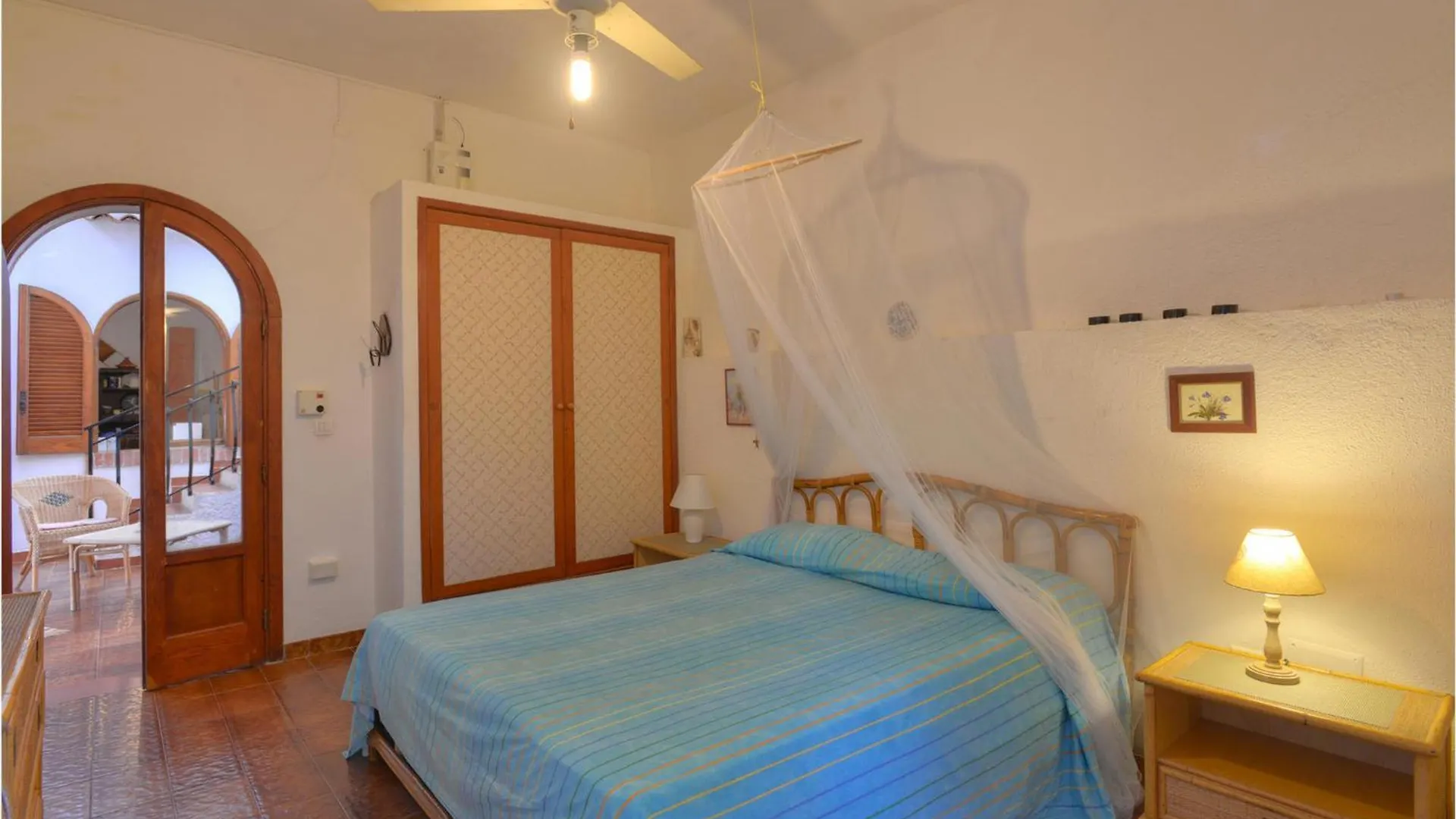 Cozy Home In Punta Milocca With Kitchen Terrauzza Holiday home