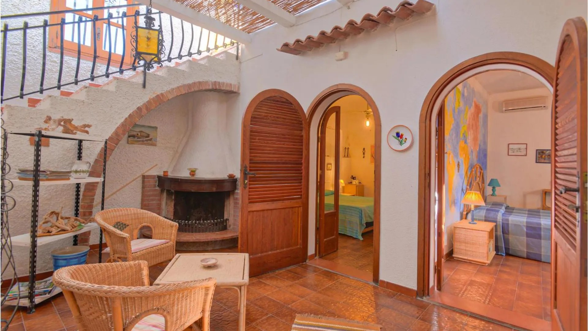 Cozy Home In Punta Milocca With Kitchen Terrauzza 0*,